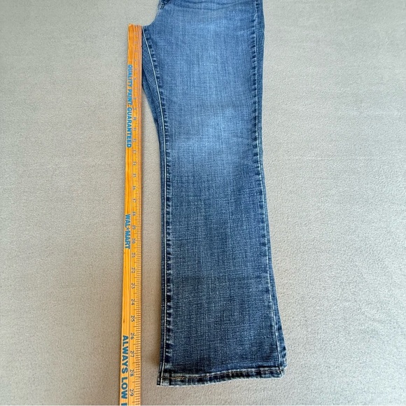Levi’s Classic straight Medium wash Women's Jeans size 14 - Picture 7 of 9